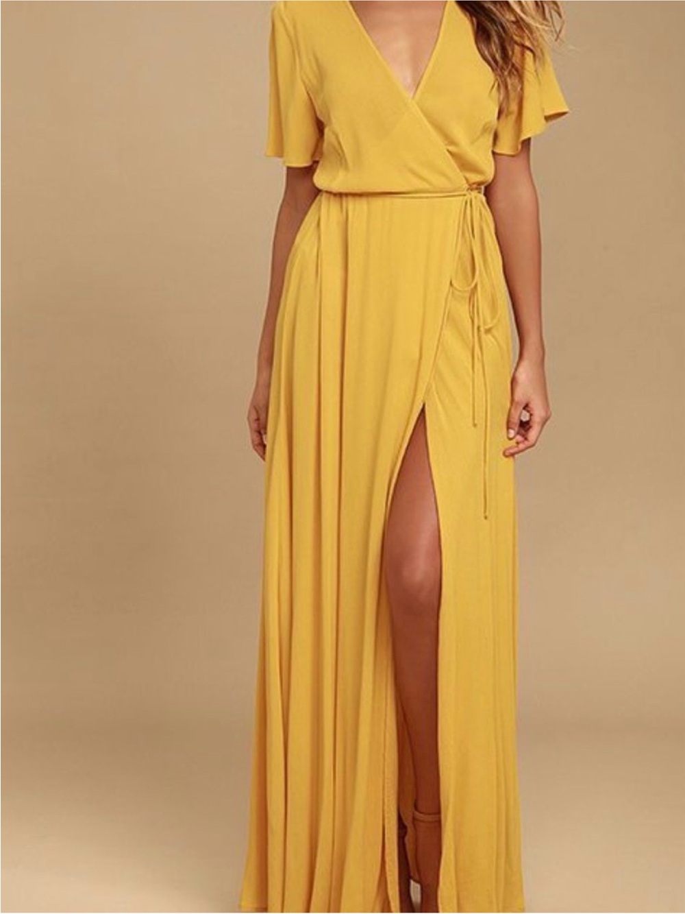 Lulu’s golden yellow maxi dress - Picture 2 of 3